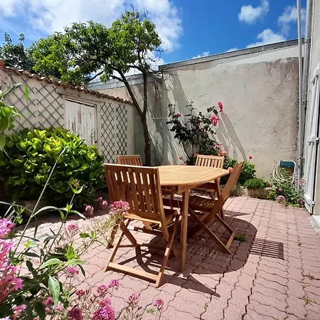 Сasa de vacaciones Maison Coeur De Village *